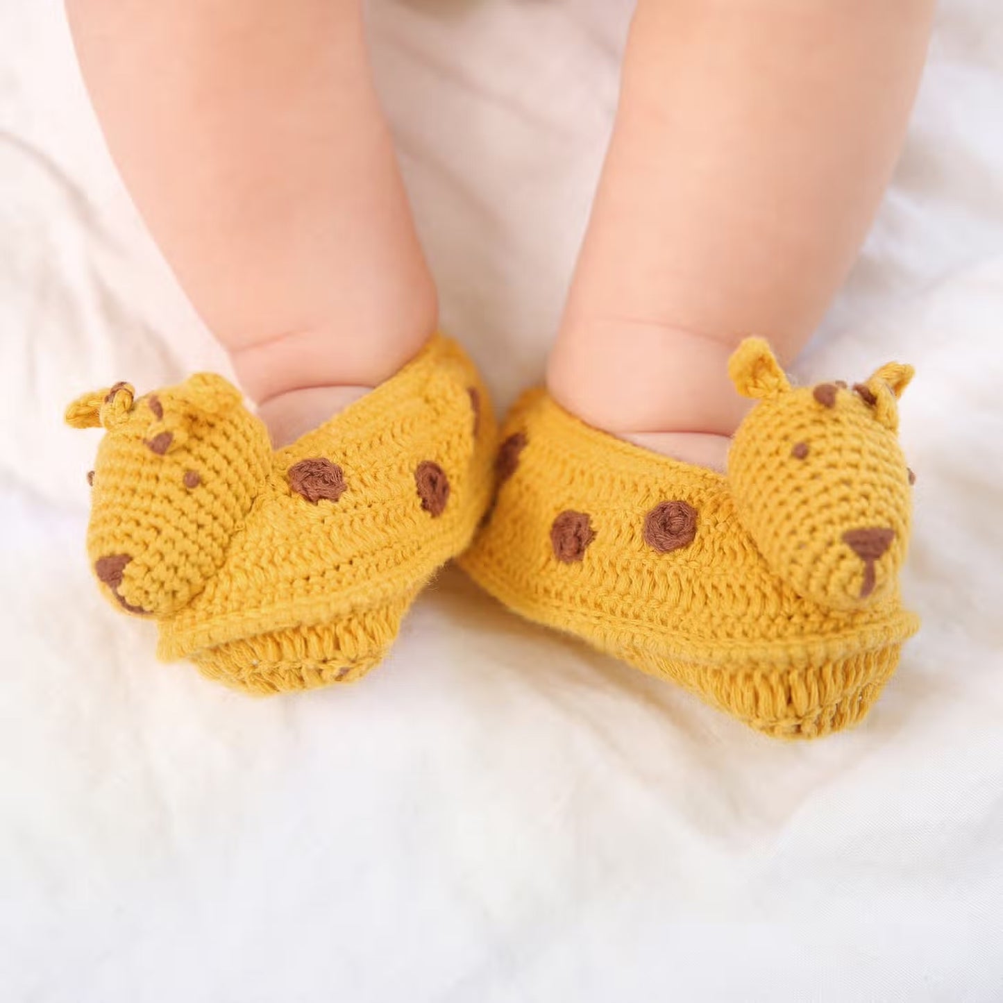 Crochet Giraffe Baby Booties by Albetta